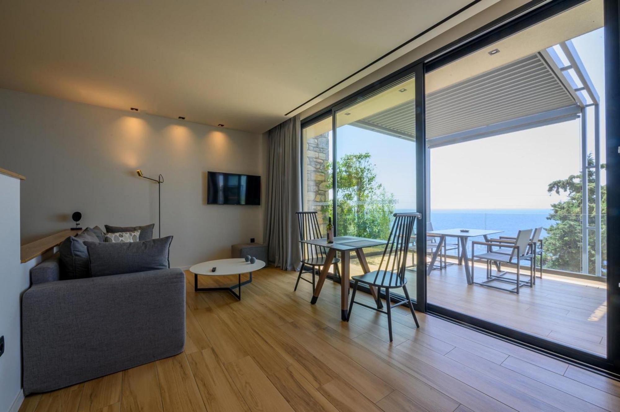 Mani Suites Ágios Nikolaos Exterior foto